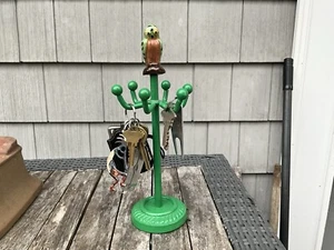 Vintage Cast Iron Owl Display Stand For Rings, Keys, Necklaces, Etc. 10-1/4”x 4” - Picture 1 of 8