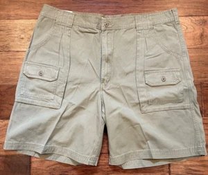 NEU Cabela's Herren khaki 7 Taschen Wandershorts - 44 W - 9" Schrittlänge - Bild 1 von 4