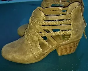 Fergalicious Distressed Tan Faux Suede Strappy Ankle Boots SZ. 5M *NEW* Reduced* - Picture 1 of 8