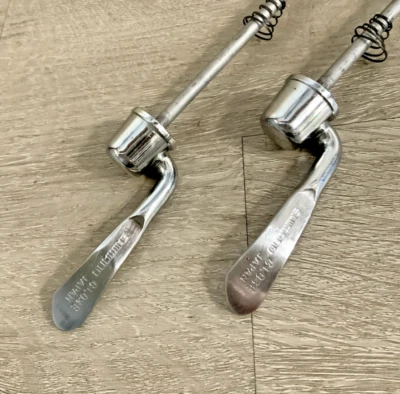 SHIMANO 600 QUICK RELEASE SKEWER SET 100-126 MM SPACING STEEL / NYLON 156 GRAMS - Image 1 of 4