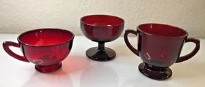 Vintage Konvolut 3 verschiedene rubinrot purpurrot Glaswaren Glas Tassen Fenton? - Bild 1 von 9