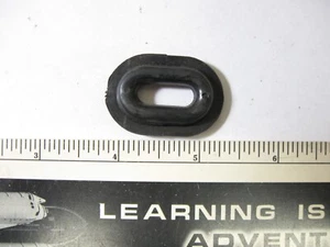 HONDA XL100 CB100/125 SL100 NOS OEM AIR CLEANER HOUSING GROMMET A 95020-52030 jh - Picture 1 of 5