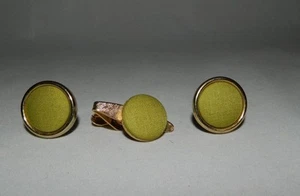 Mid Century Mens Button Style Gold Tone Cufflinks Tie Clasp Light Green Insert - Picture 1 of 2