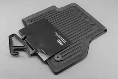 PAR DE ALFOMBRILLAS ORIGINALES AUDI A6 A7 4K0061511 041 GOMA TRASERA RS6 RS7 S6 S7 NEGRAS Foto 1 de 4