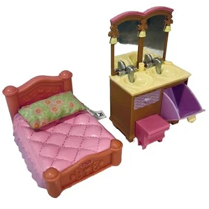 Fisher Price Loving Family Dollhouse Lot Double Bathroom Sink Vanity Mirror Bed - Picture 1 of 9