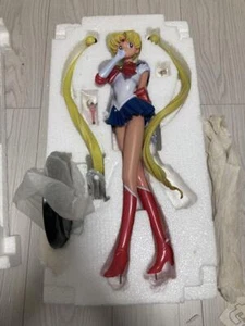 Kaiyodo 1/4 Sailor Moon Pretty Guardian Sailor Moon Cold Cast Figure Statue - Picture 1 of 13