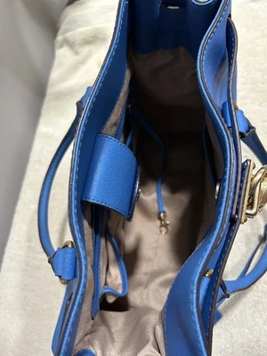 Bolsa tote Michael Kors Hamilton grande couro Saffiano azul 30S2GHMT3L - Imagem 1 de 4