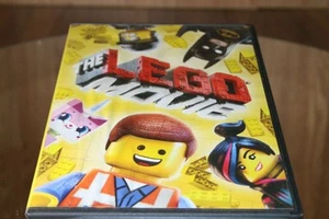 RARE COVER - The Lego Movie DVD & case, NOTE: NO YELLOW LINE AT TOP OF COVER EUC - Picture 1 of 4