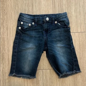 True Religion size 7 Stylish Kids Denim Shorts - Picture 1 of 6