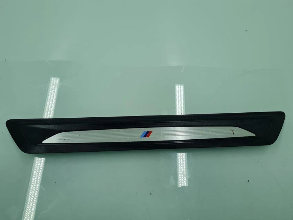 51478051037 Moulures Avant pour BMW SERIE 3 TOURING (F31) 330d 2012 125069 - Photo 1/4