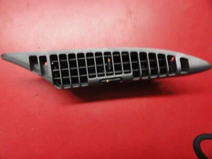 1990 1991 Corvette Air Condition Dash Vent, Drivers RIGHT, GM 10085931 C41340-10 - Picture 1 of 3