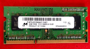 Micron 2 GB DIMM 1333 MHz PC3-10600 DDR3 Memory (MT8JSF25664HZ-1G4D1) - Picture 1 of 2