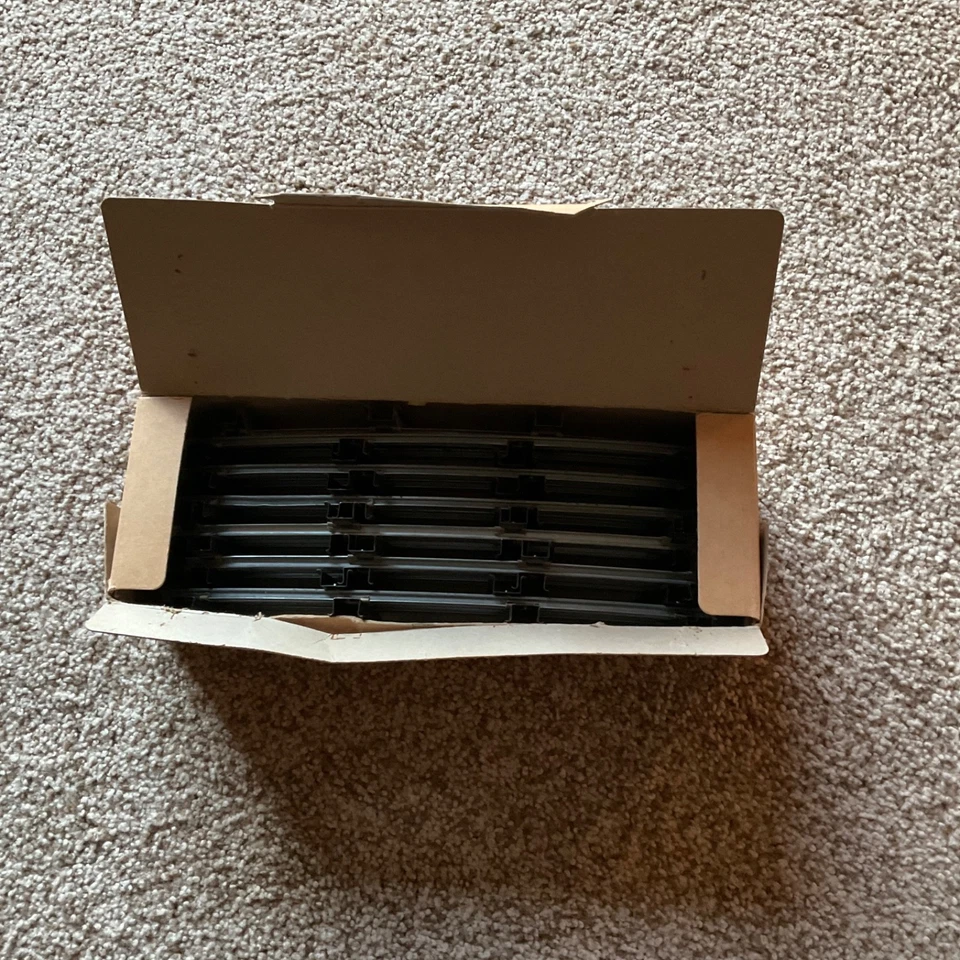 American Flyer 702 Vintage S Curved Track Sections (12)/Box - Image 1 of 1