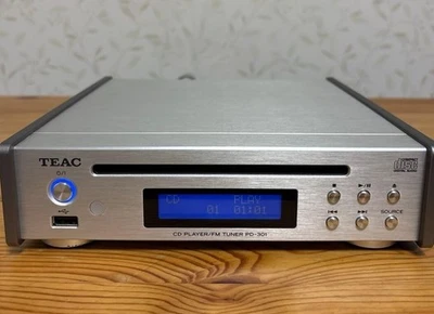 TEAC PD-301 Compact CD Player BurrBrown PCM5142 DAC USB Audio Wiedergabe... - Bild 1 von 4