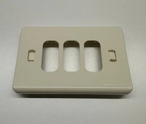 LEGRAND 065222 PLATTE GL2000 3 MODULE WEISS - Bild 1 von 2