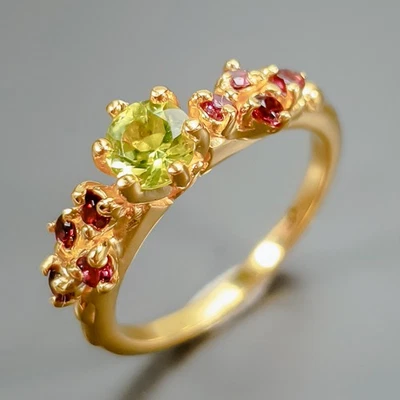 Jewelry gems Natural Peridot Ring 925 Sterling Silver Size 6.5 /R425282 - Image 1 of 4