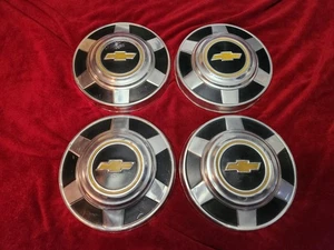 1973 Chevrolet Truck 12" Hubcaps 3/4 Ton Wheel Covers 75 76 77 78 79 1980 1987 - Picture 1 of 1