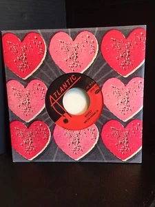 B56) Aretha Franklin Respect 45 Single Hallmark Valentine's Day Card New Sealed - Picture 1 of 8