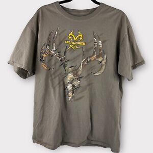 Realtree T-Shirt Mens Large Camouflage Deer Skull Brown Hunting Outdoor Crewneck