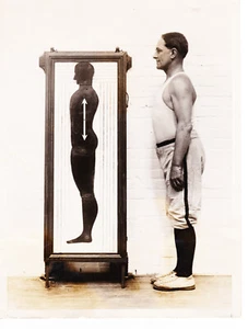 Photograph Boston University Posture Americana - Picture 1 of 2