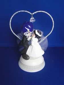 New Handmade Minnesota Vikings Kissing Bride & Groom Wedding Cake Top - Picture 1 of 6
