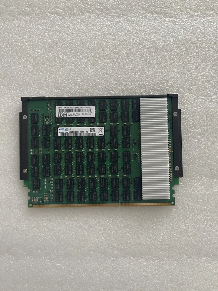 IBM 00LP766YH10MS55B0D8  128GB  CDIMM  M352BAG70DM0 - Image 1 of 3