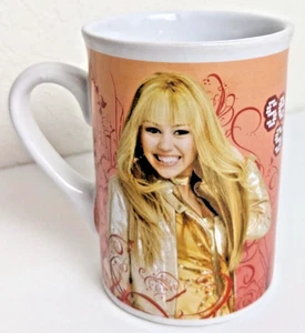 Hannah Montana & Miley Cyrus - Taza de café Secret Star 2008 de Disney - ¡DIVERTIDO REGALO! - Imagen 1 de 5