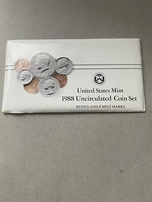 1988 US Mint Uncirculated Coin Set P & D - Image 1 of 4