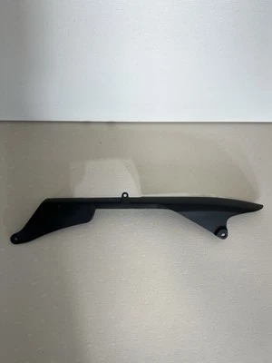 09-23 KAWASAKI NINJA ZX6R TRASERO TRANSMISIÓN CADENA PROTECTOR CUBIERTA ESCUDO 36014-0048 Foto 1 de 4