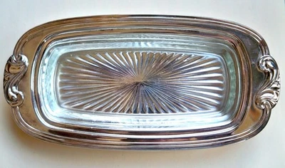 Wm A ROGERS PLATO DE MANTEQUILLA PLATEADO y REVESTIMIENTO DE VIDRIO, SIN CUBIERTA Foto 1 de 4