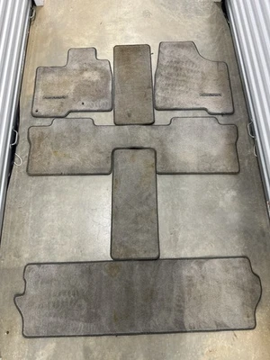 Juego completo alfombrillas Toyota Sienna 03-10 OEM beige gris segunda tercera fila PT208-08048 Foto 1 de 4