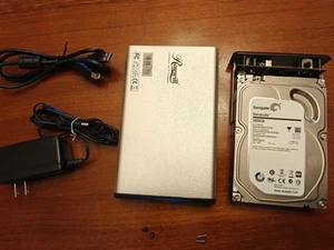 ROSEWILL 3.5" SATA to USB External Enclosure with Seagate Barracuda 2 TB Drive - Picture 1 of 2
