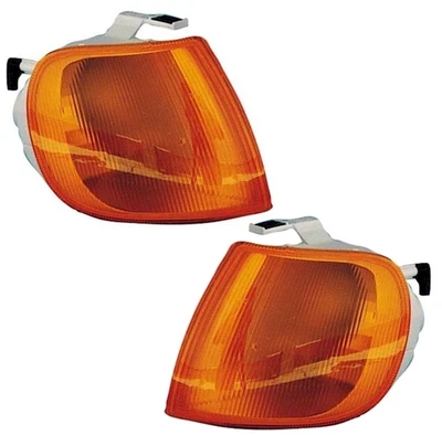 Kit frecce anteriori per Vw Polo 6N 1994-1999 frecce gialle 94 - 99 6N1 TYC - Immagine 1 di 4