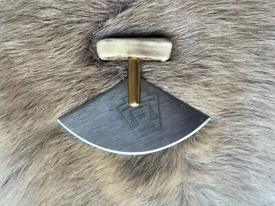 Ulu tradicional hecho a mano Foto 1 de 4