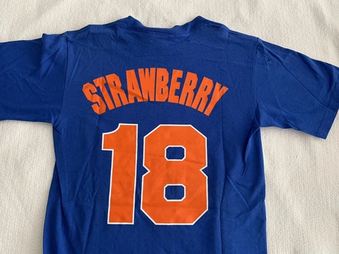 NY METS DARRYL STRAWBERRY SHIRT SML #18 COOPERSTOWN COLLECTION MAJESTIC BASEBALL Cover