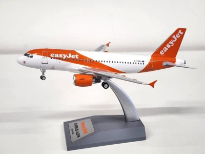Blue Box 1:200 Airbus A319-111 EasyJet G-EZBV (with stand) Ref: 319-ZBV