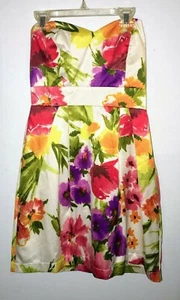 Mini vestido con flores pequeño Twenty One Tube top - Imagen 1 de 7