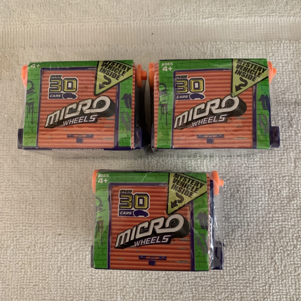 5x Micro Wheels Mini Motorized Mystery Machines Package Garage Race Cars