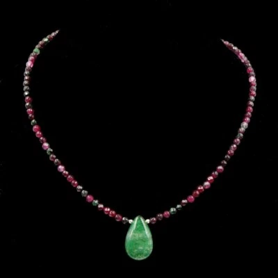 BAILYSBEADS Pfirsichblüte Jade-Kette Halskette mit Smaragd Anhänger NH083 - Bild 1 von 3
