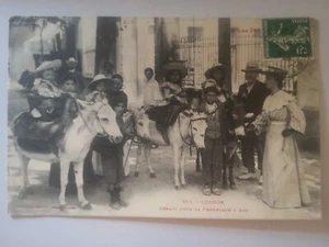 CPA - 31 - LUCHON - Départ pour la Promenade à Ane - Imagen 1 de 2