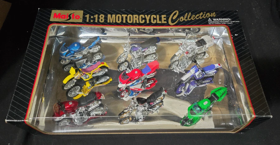 Maisto 1 18 Scale Motorcycle Collection 9 PC Set of Motorcycles RARE L18