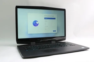 17.3" Alienware M17, i7-9750H, 16GB, 1TB HDD & 256GB SSD, RTX 2070 Max-Q - Picture 1 of 16