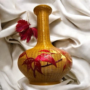 "Florero de mimbre chino vintage único tejido y decorado a mano de 9"" con inserto" - Imagen 1 de 9