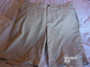 Pantalones Cortos Golf/Informales Adidas Para Hombre Talla - (38 x 10) Climalite Beige Logotipos Planos - Imagen 1 de 2