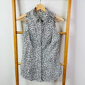 Cue Button Up Top Womens 6 White Cheetah Print Sleeveless - Picture 1 of 9