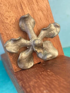 Vintage Pendentif Etain Fleur Orchidée Signé SELANGOR PEWTER - Picture 1 of 4