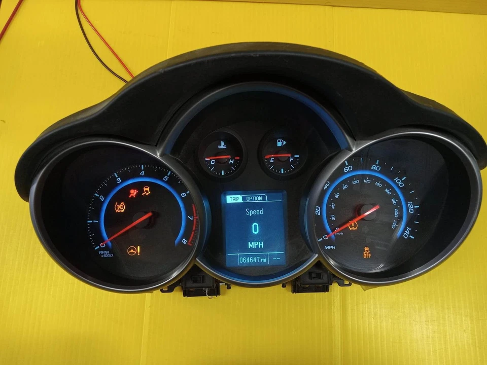 REBUILT 2015 Chevrolet Cruze Speedometer Instrument Cluster 64,647K MILES - Image 1 of 1
