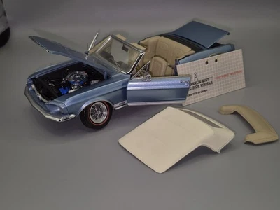 1967 Ford Mustang GTA 390 c.i. V-8 кабриолет хардтоп синий B11E016 литой 1:24 - Изображение 1 из 4