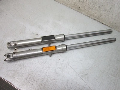 Garfos dianteiros 1986 Honda 250 Rebel CMX250 - Imagem 1 de 4