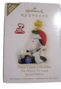 NEW HALLMARK KEEPSAKE ORNAMENT 2009 SNOOPY ONCE UPON A HOLIDAY SPECIAL EDITION - Picture 1 of 4